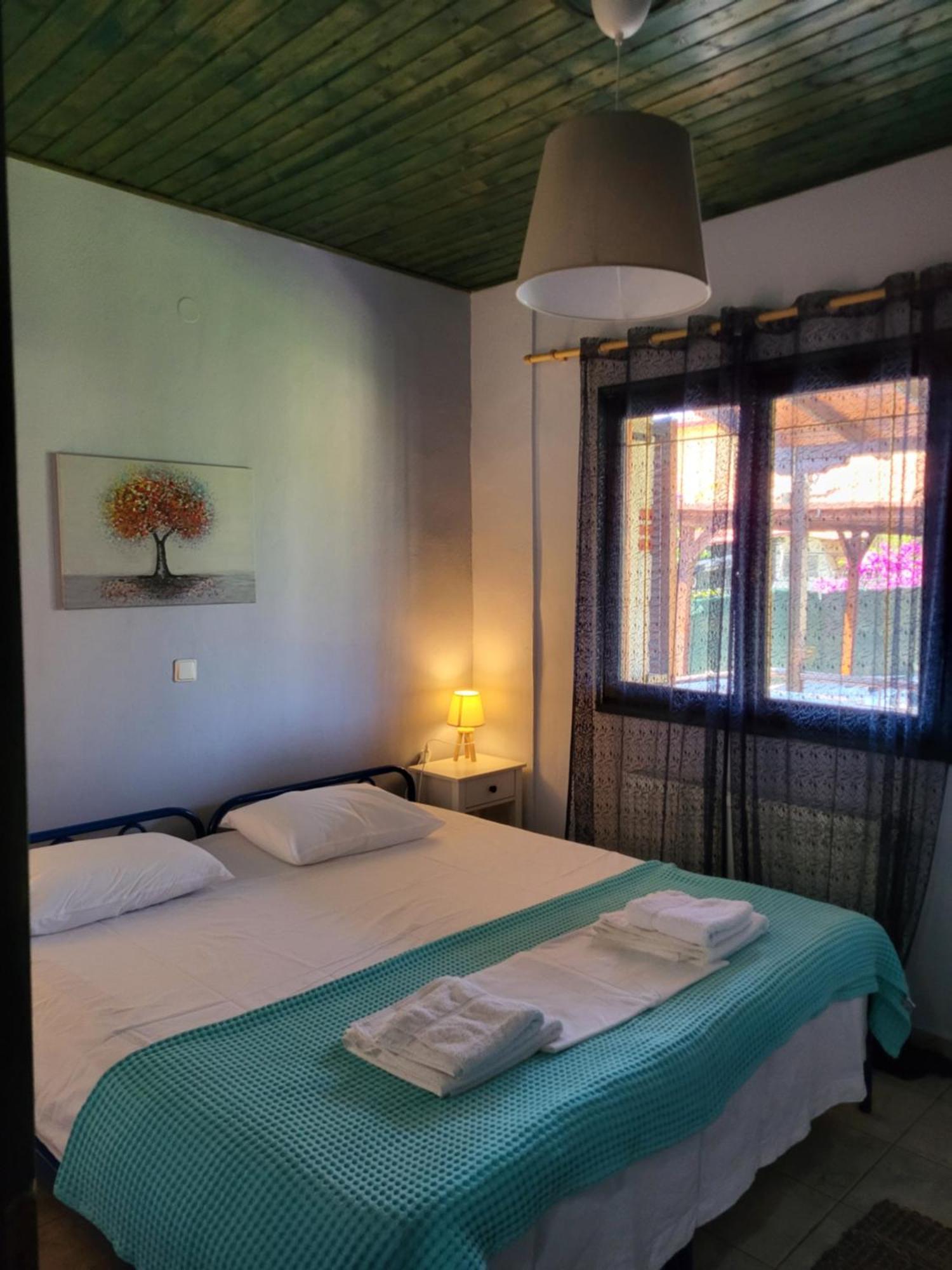 Villa Trifon By Rentalspro Services -Nea Potidea Halkidiki ภายนอก รูปภาพ