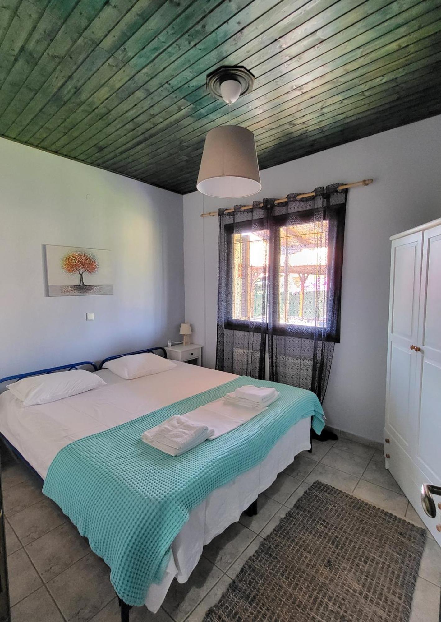 Villa Trifon By Rentalspro Services -Nea Potidea Halkidiki ภายนอก รูปภาพ