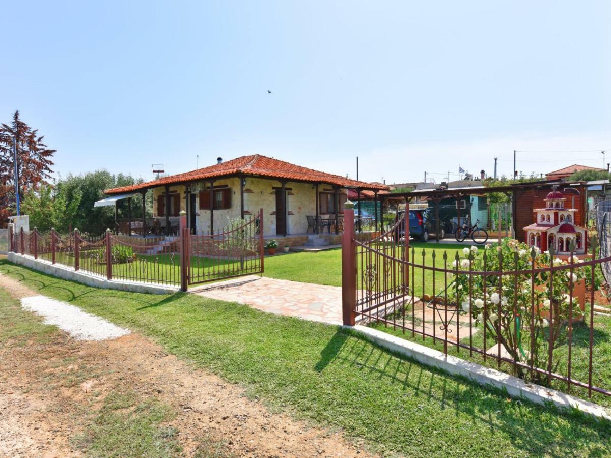Villa Trifon By Rentalspro Services -Nea Potidea Halkidiki ภายนอก รูปภาพ