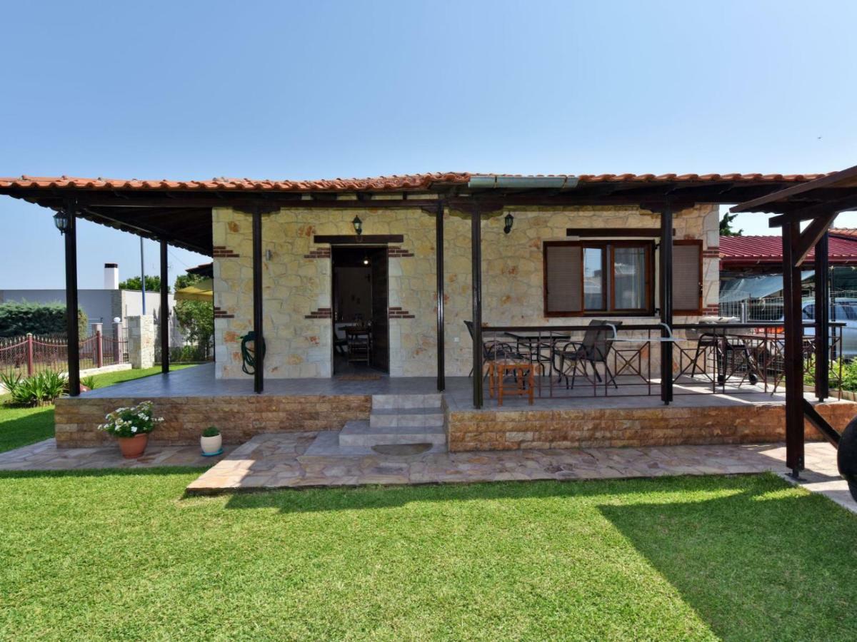 Villa Trifon By Rentalspro Services -Nea Potidea Halkidiki ภายนอก รูปภาพ