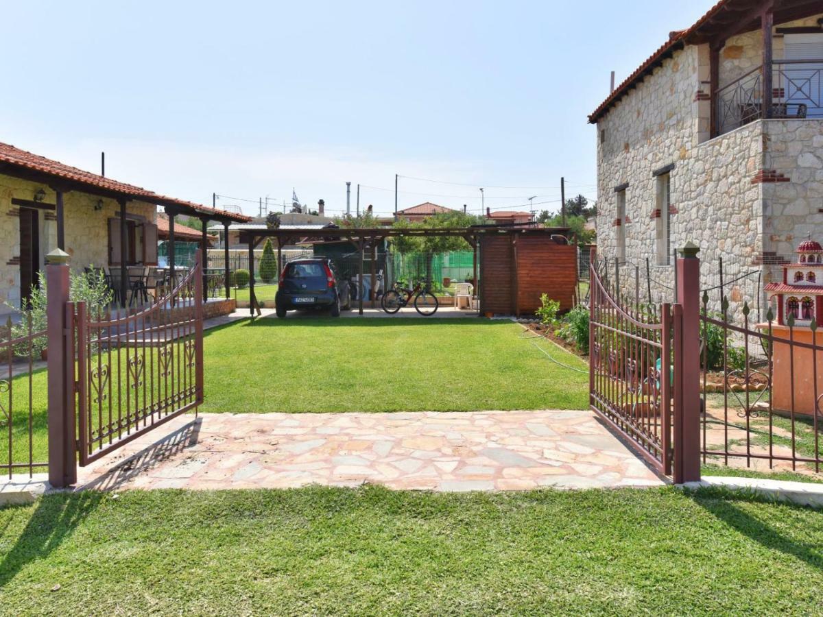 Villa Trifon By Rentalspro Services -Nea Potidea Halkidiki ภายนอก รูปภาพ