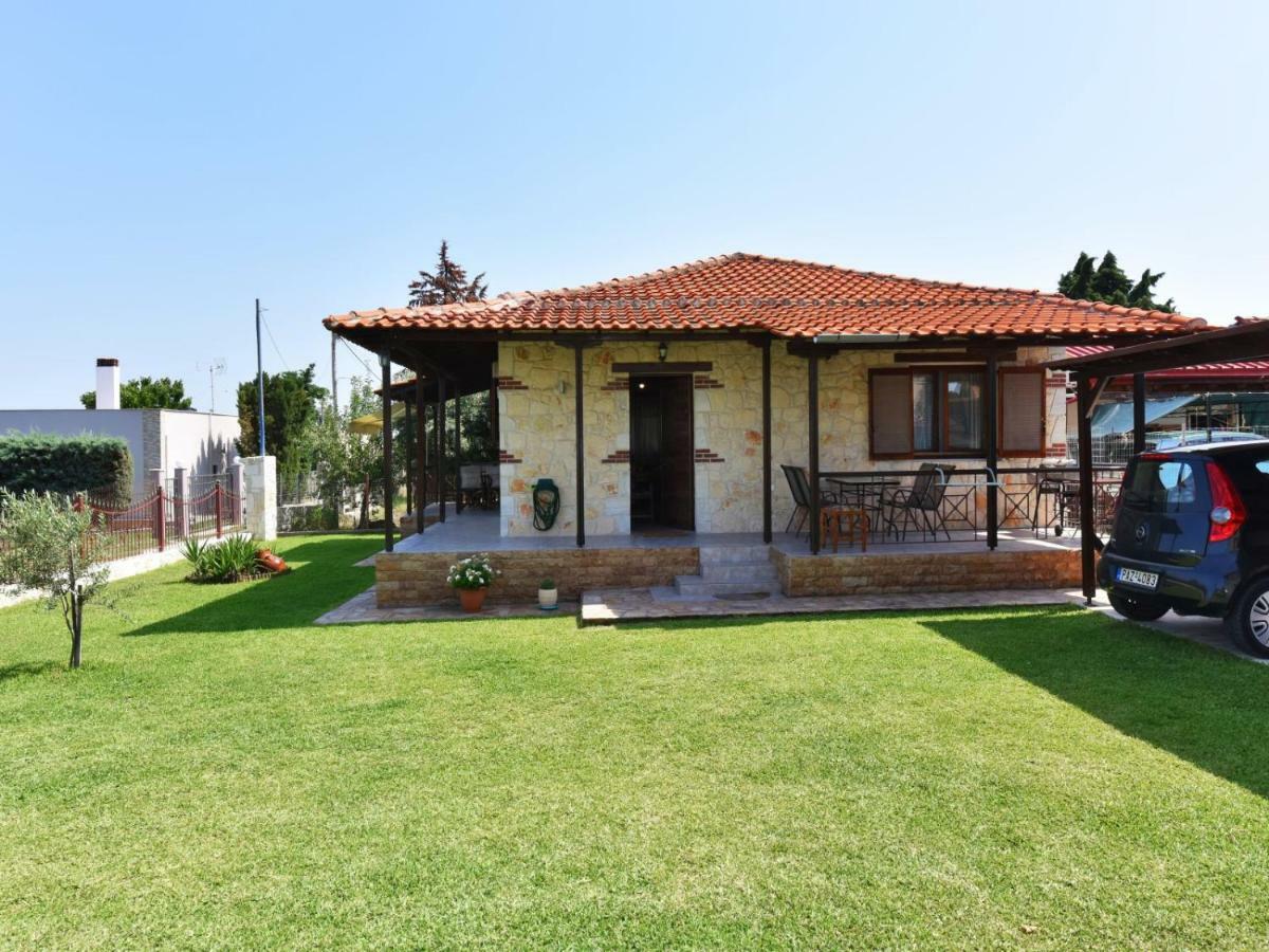 Villa Trifon By Rentalspro Services -Nea Potidea Halkidiki ภายนอก รูปภาพ